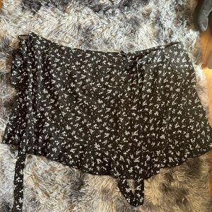 Black and white floral skirt